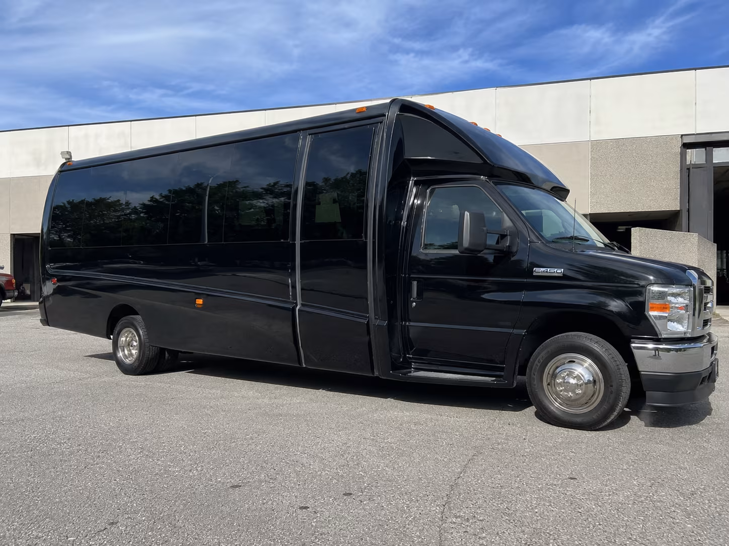 airport transfers between mci olathe and lenexa