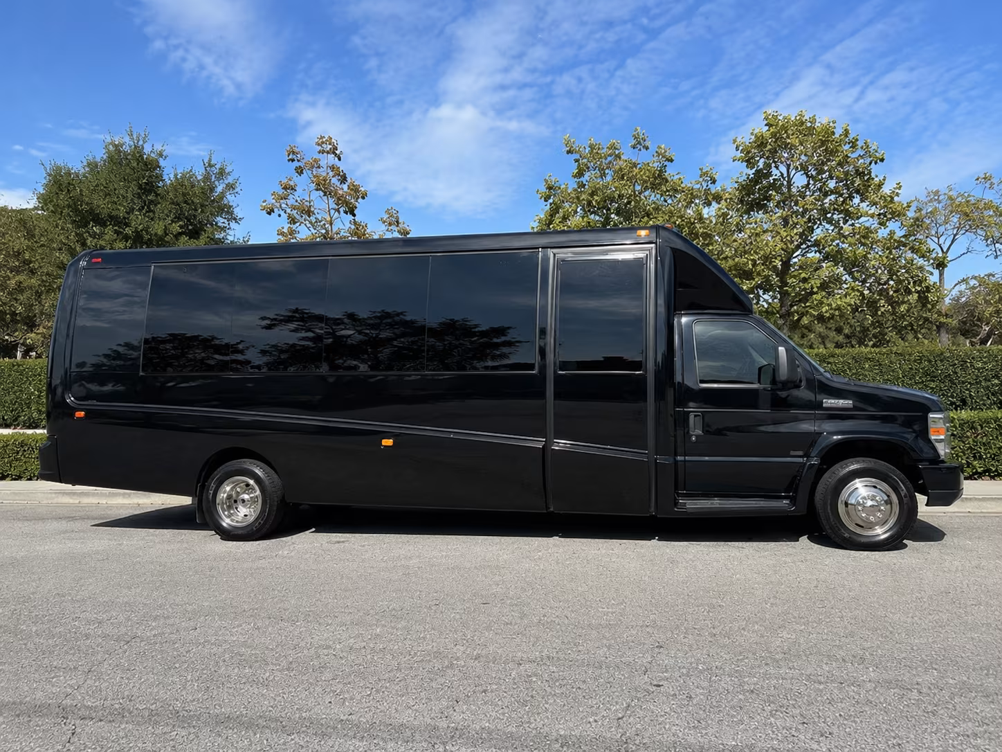 overland park hospital and campus shuttle bus rentals