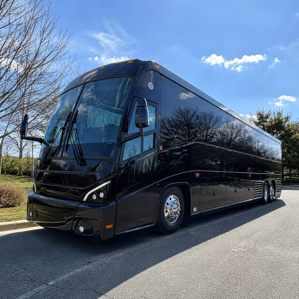 private charter buses for layovers in overland park