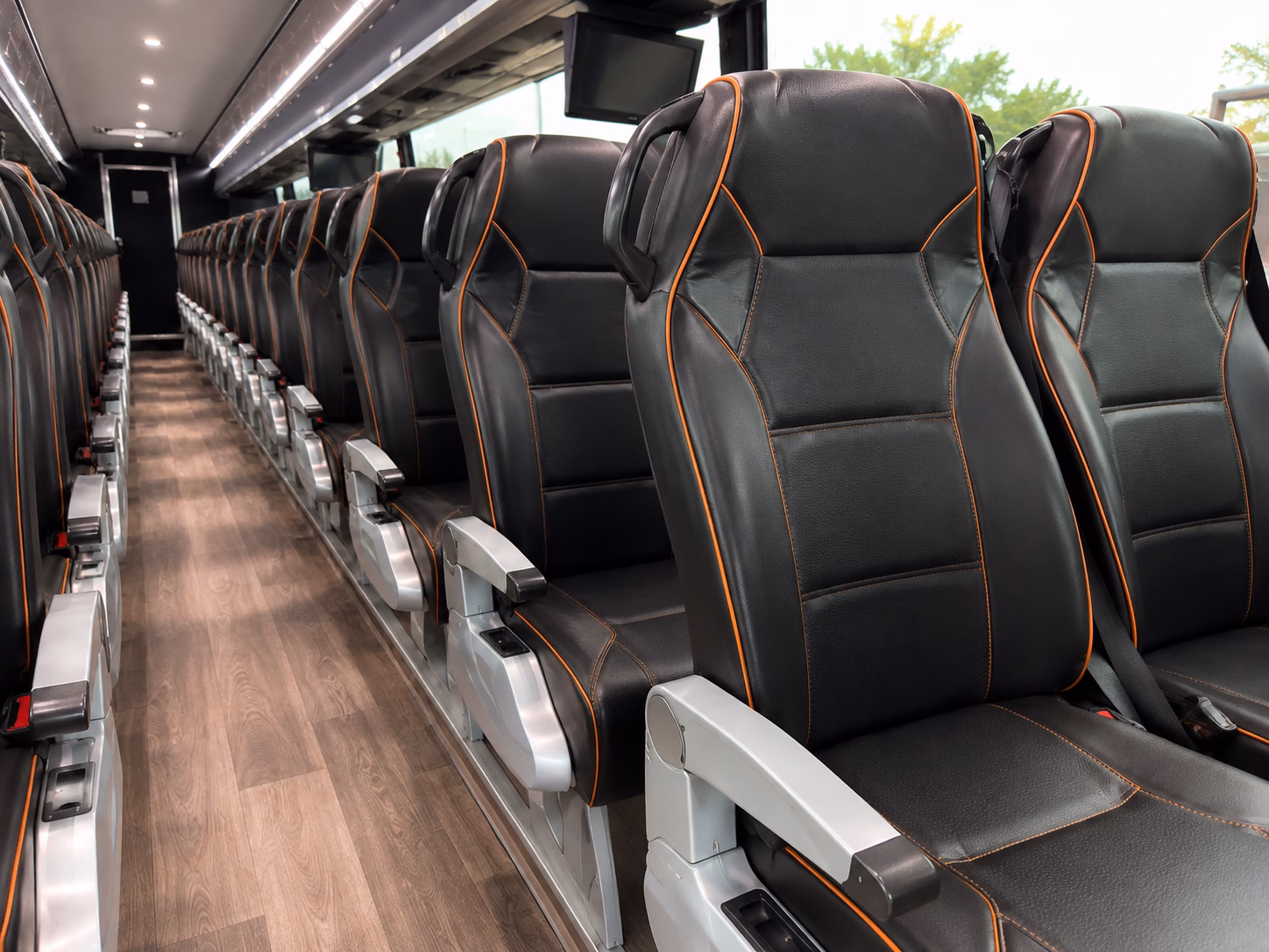 shuttle services for airline crews and airport staff in overland park