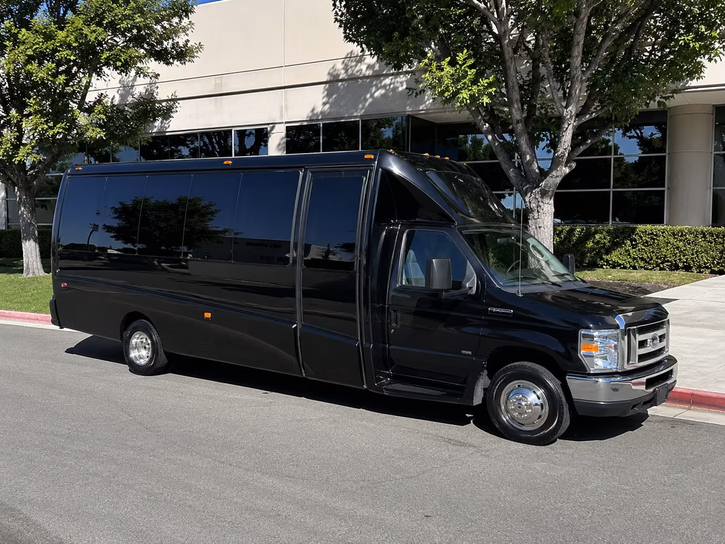 shuttle to kansas city international airport